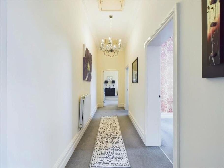 Upmarket Apartment In أورمسكيرك المظهر الخارجي الصورة