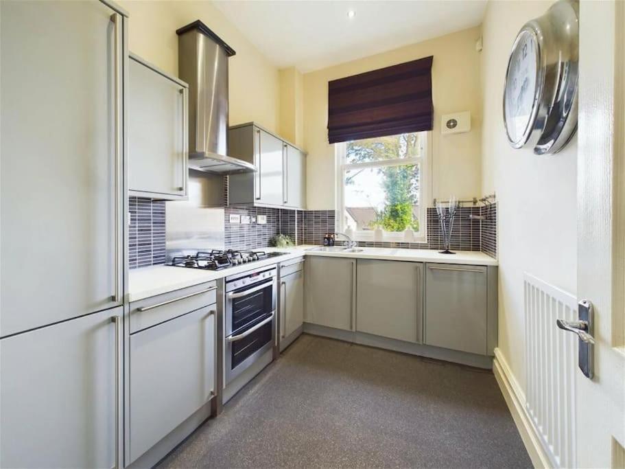 Upmarket Apartment In أورمسكيرك المظهر الخارجي الصورة