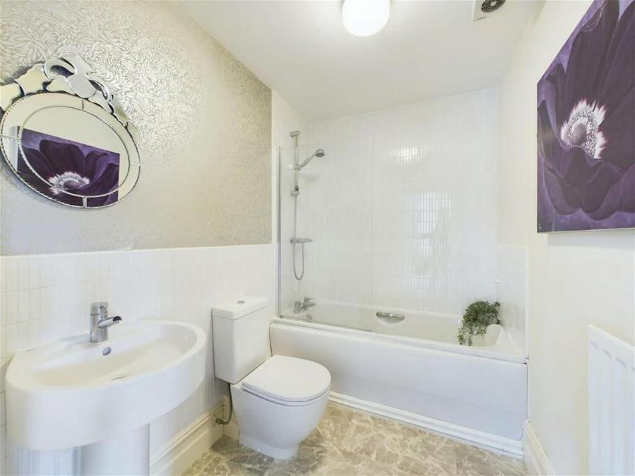 Upmarket Apartment In أورمسكيرك المظهر الخارجي الصورة