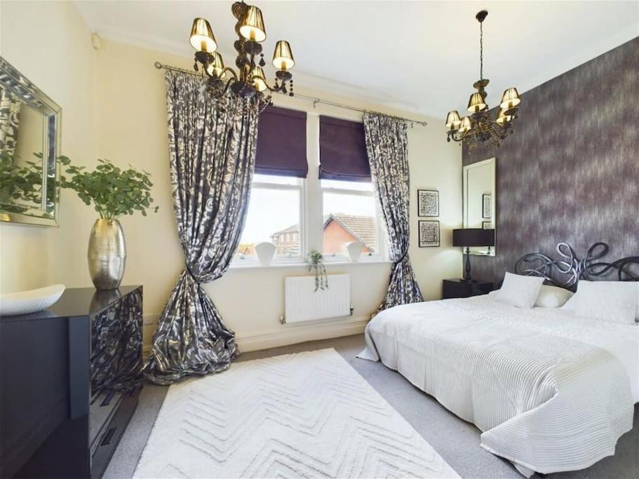 Upmarket Apartment In أورمسكيرك المظهر الخارجي الصورة